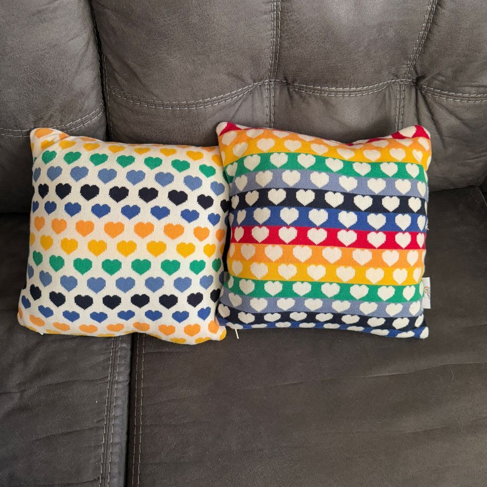 Love Rainbow Heart Pattern Decorative Throw Pillows Set of 2 Knit Cushio… - Picture 1 of 6